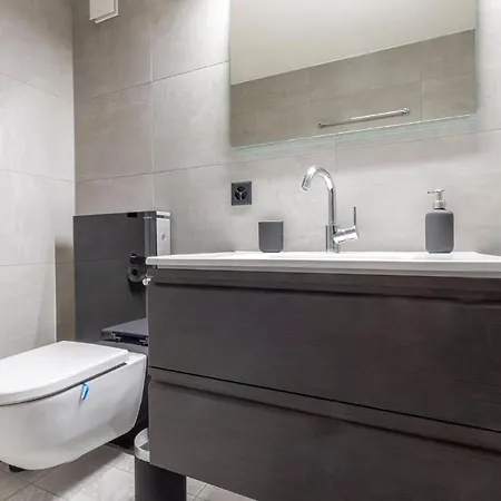 Appartement Seehuesli Near Interlaken, Grindelwald And Lauterbrunnen Därligen